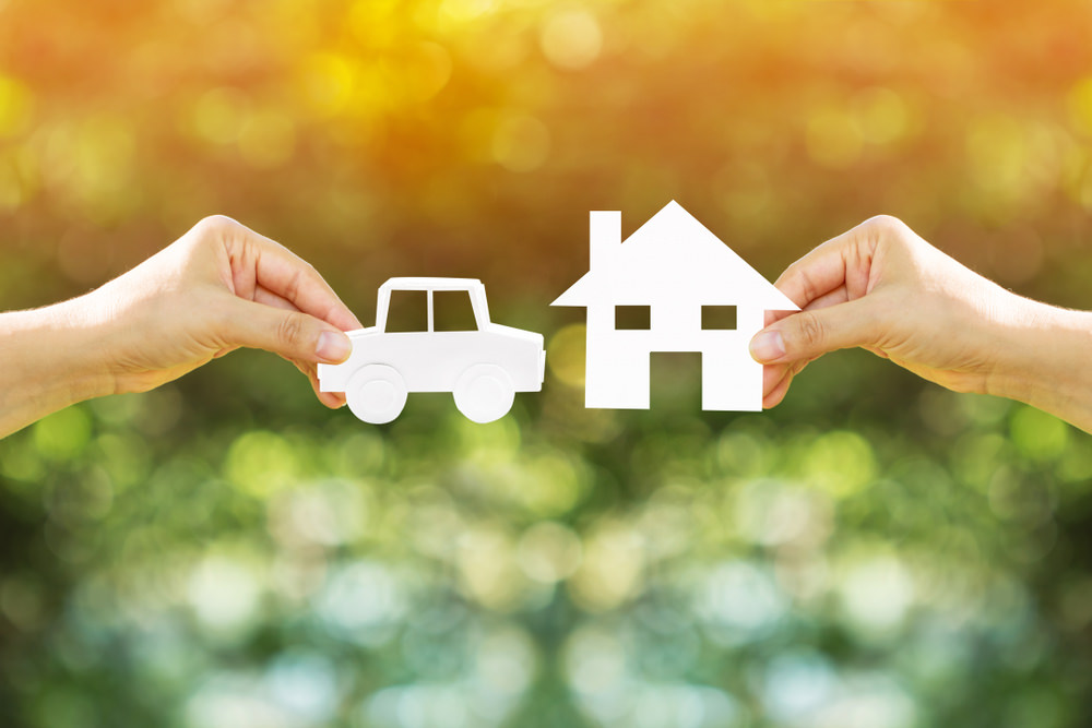 home and auto insurance bundling
